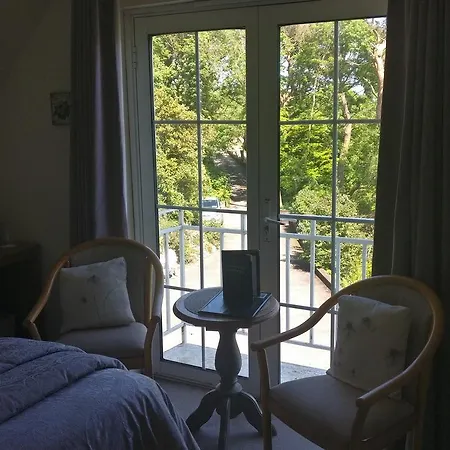 Rocklands House 4*